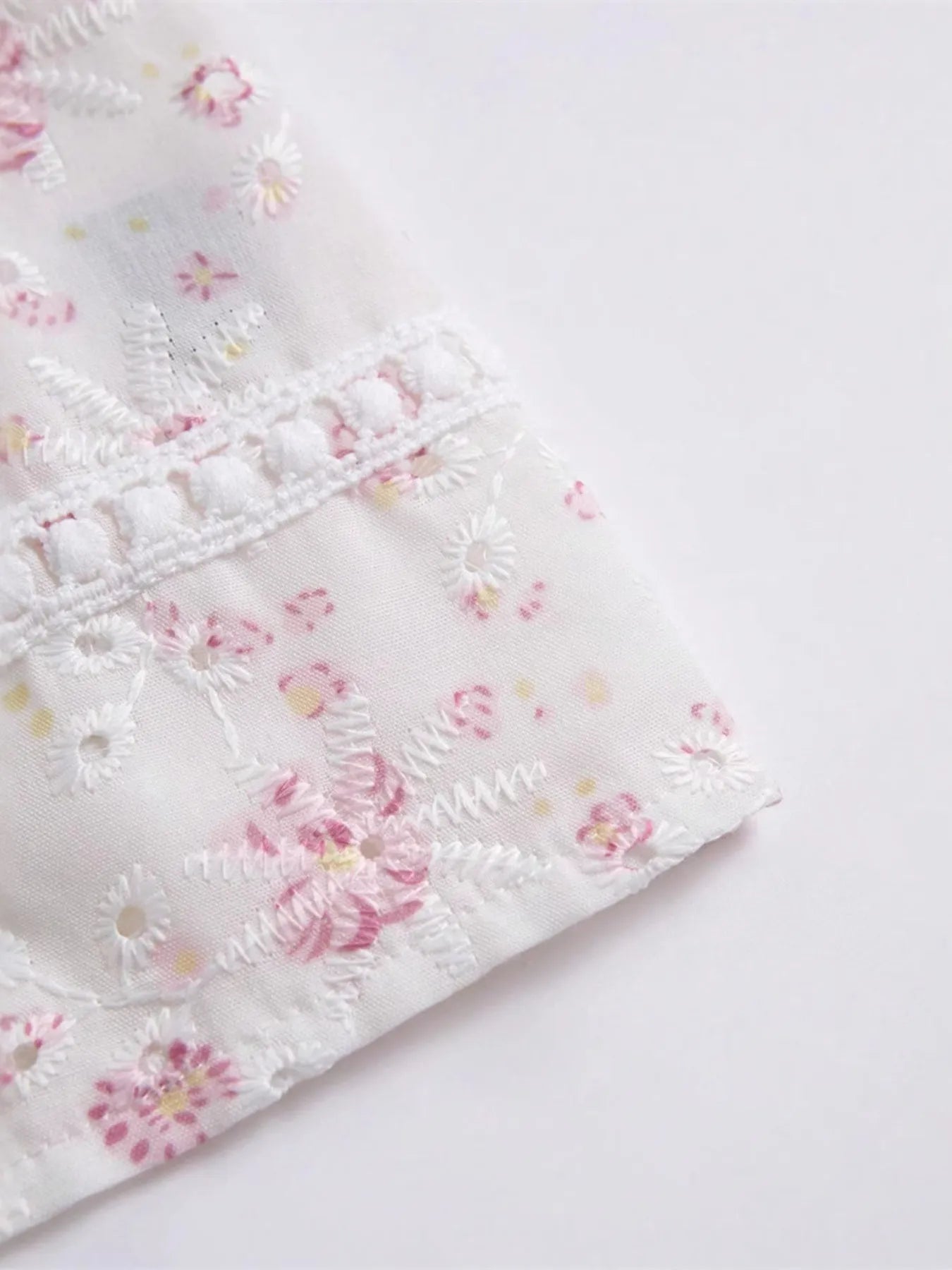 edb3dc9df0894458a4cd2260ea9181f0-Max-Origin